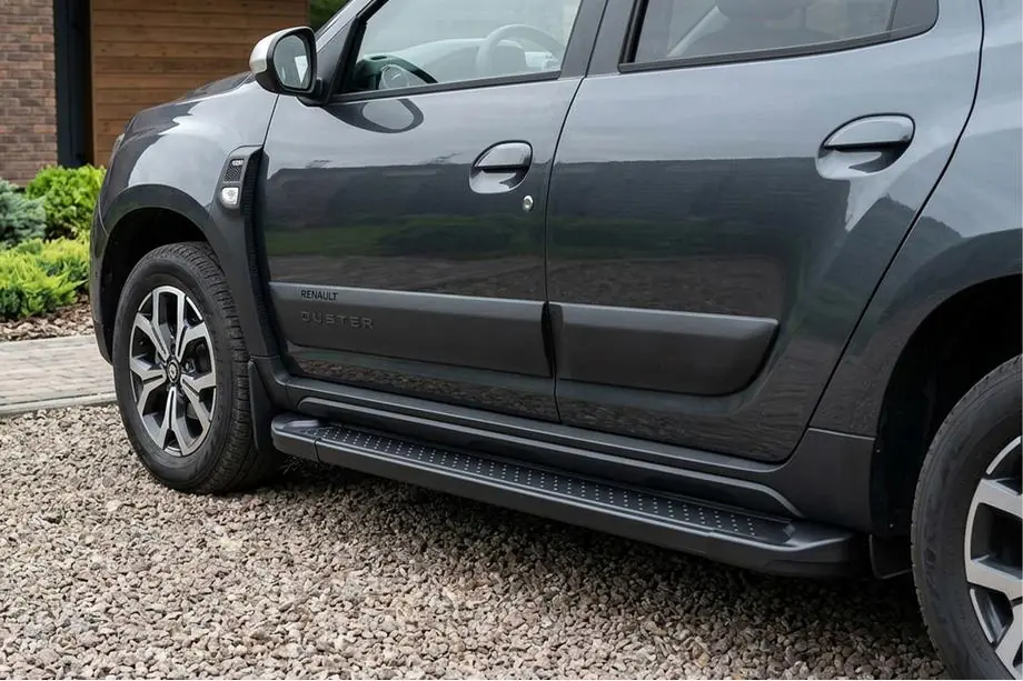 Renault Duster 2018-2024 гг. Боковые Подножки Allmond Black (2 шт., Алюминий) Image