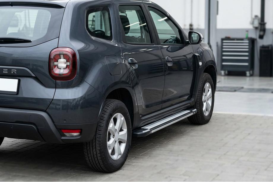Renault Duster 2018-2024 гг. Боковые Подножки Rainbow (2 шт., Алюминий) Image