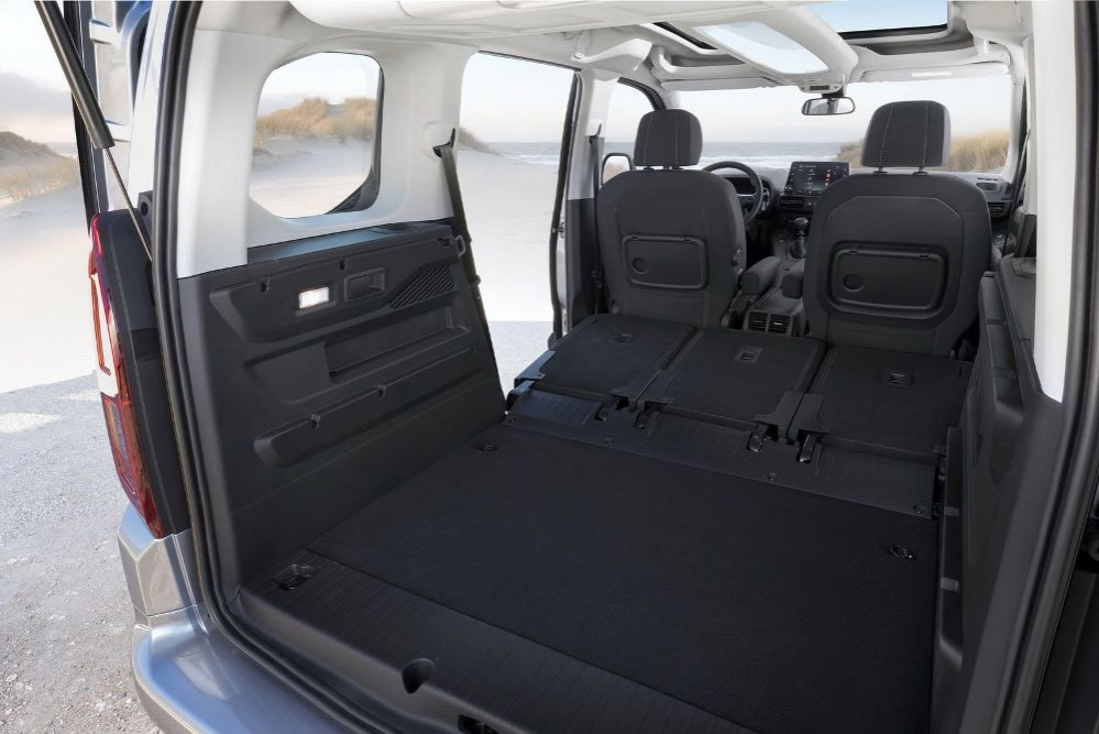 Обзор компактвэна Opel Combo Life нового поколения