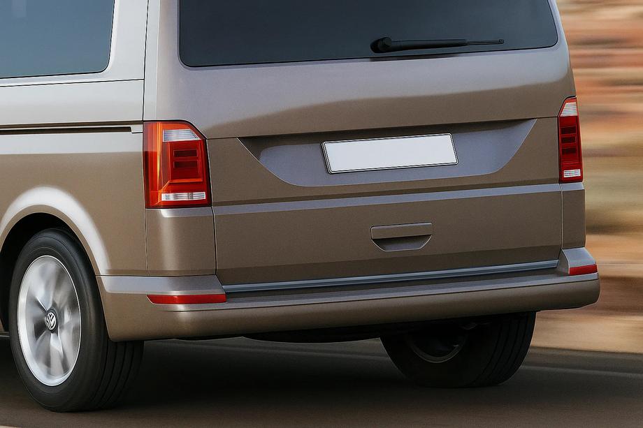 Volkswagen T6 2015-2024 гг. Накладка на багажник (Черный хром) Image