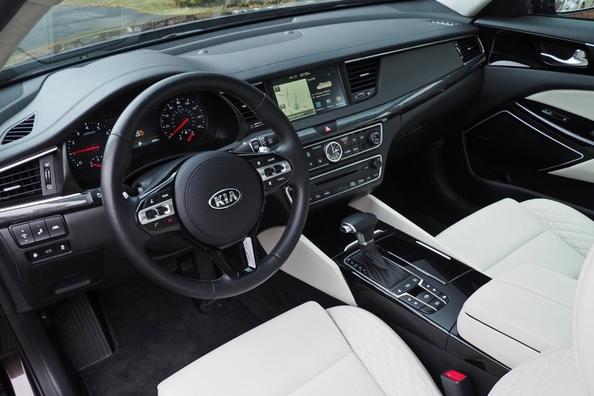 Седан Kia Cadenza: солидность, комфорт и премиальное качество фото 5