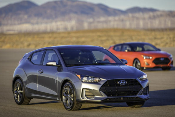 Обзор хэтчбека Hyundai Veloster второго поколения фото 6