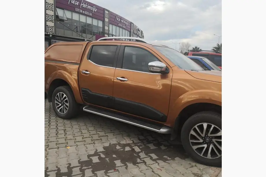 Mercedes X class 2017-2020 гг. Молдинги дверей (4 шт, ABS) Image