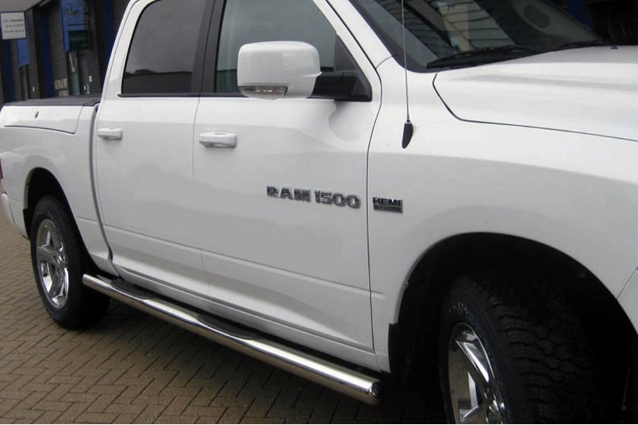 Dodge RAM (DT) 2018– гг. Боковые стандартные трубы (2 шт., Нержавейка) Фото 1