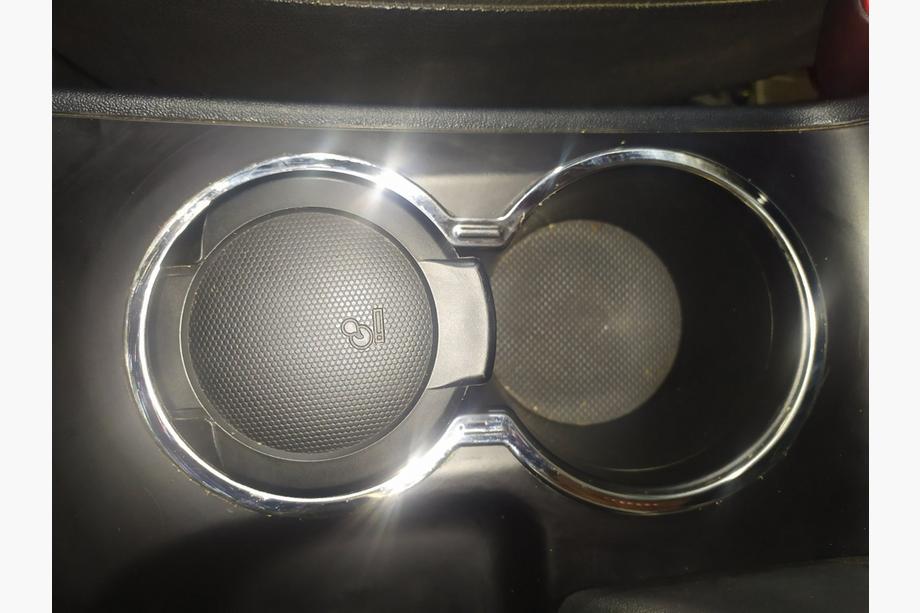 Hyundai IX-35 2010-2015 гг. Кольца на подстаканник (нержавейка) Фото 3