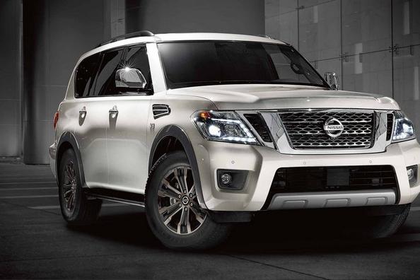Обзор внедорожника Nissan Armada второго поколения фото 1