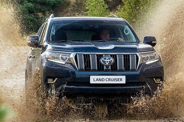 Обновленный внедорожник Toyota Land Cruiser Prado