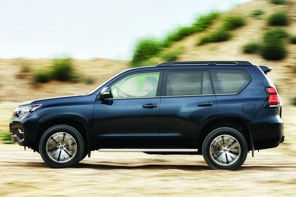 Обновленный внедорожник Toyota Land Cruiser Prado фото 6