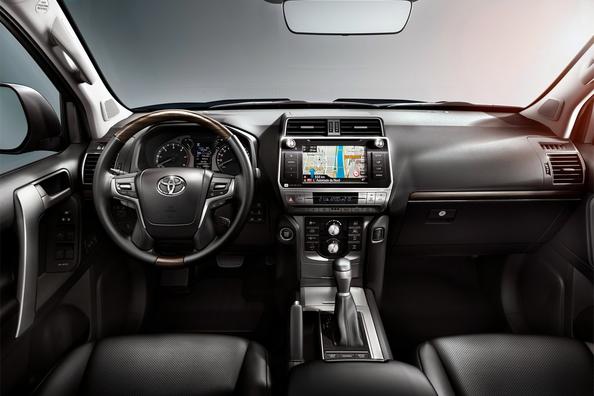 Обновленный внедорожник Toyota Land Cruiser Prado фото 4