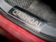 Nissan Qashqai 2007-2010 гг. Накладки на пороги пластиковые (4 шт, нержавейка) фото 3