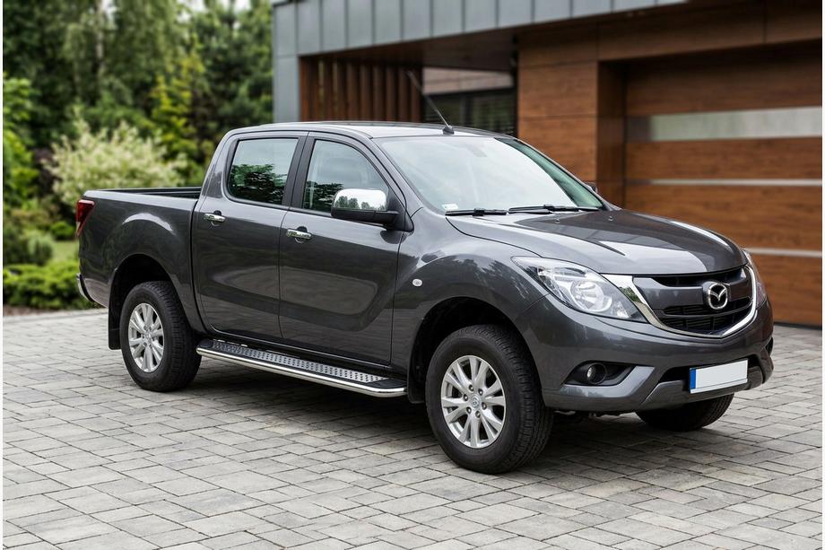 Mazda BT-50 2012- гг. Боковые Подножки Maydos V2 (2 шт., Алюминий и Нержавейка) Image