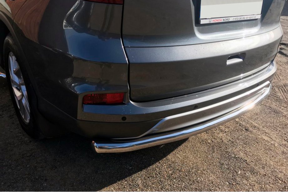 Honda CRV 2012-2016 гг. Задняя дуга AK002 (нержавейка) Image