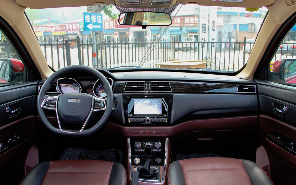 Семиместный кроссовер Lifan Myway