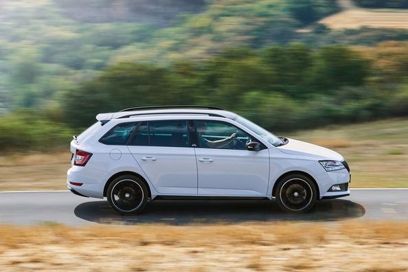 Обновленный универсал Skoda Fabia Combi третьего поколения фото 3