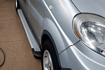 Renault Trafic 2001–2015 гг. Боковые пороги X5-тип (2 шт, алюминий) фото 1