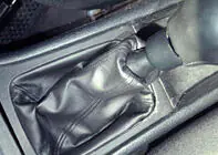 Opel Astra G classic 1998-2012 гг. Чехол КПП V1 (с рамкой) фото 1