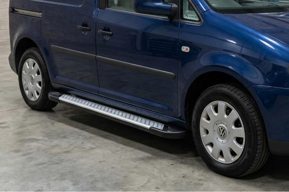 Volkswagen Caddy 2010-2015 гг. Боковые пороги X5-тип (2 шт., алюминий) Стандартная база Фото 1