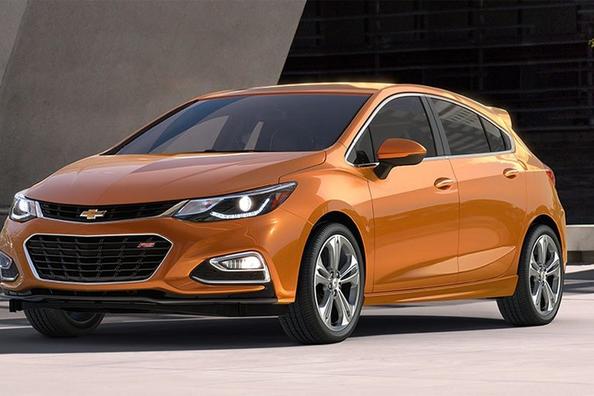 Хэтчбек второго поколения Chevrolet Cruze фото 4