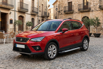 Seat Arona 2017- гг. Боковые Подножки Line (2 шт., Алюминий) фото 1