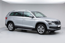 Skoda Kodiaq 2016-2023 гг. Боковые Подножки Line (2 шт., Алюминий) фото 1
