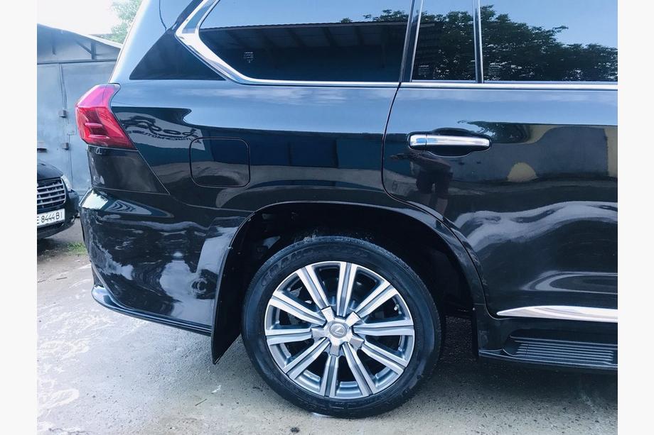 Lexus LX570/450d 2008-2022 гг. Комплект обвеса (TRD Sport 2017-2020) Белый Фото 11