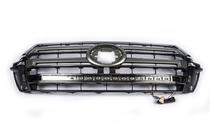 Toyota Land Cruiser 200 2007-2021 гг. Решетка радиатора 2016-2021 (LED) фото 2