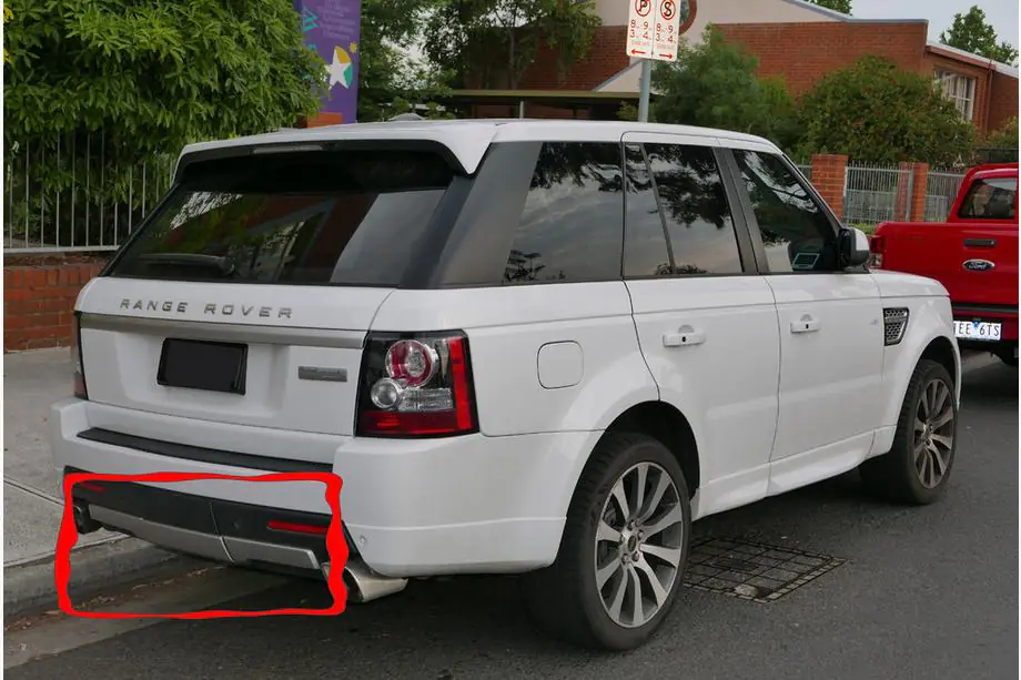 Range Rover Sport 2005-2013 гг. Задняя накладка (3 части) Image