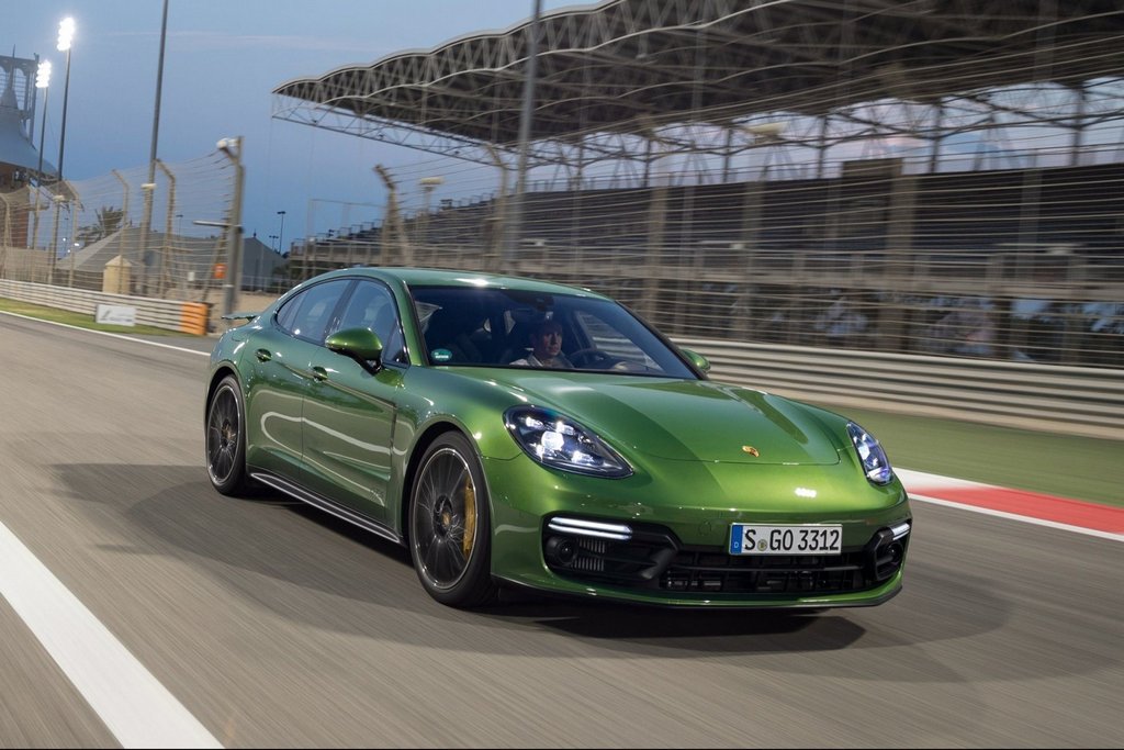 Обзор второго поколения Porsche Panamera