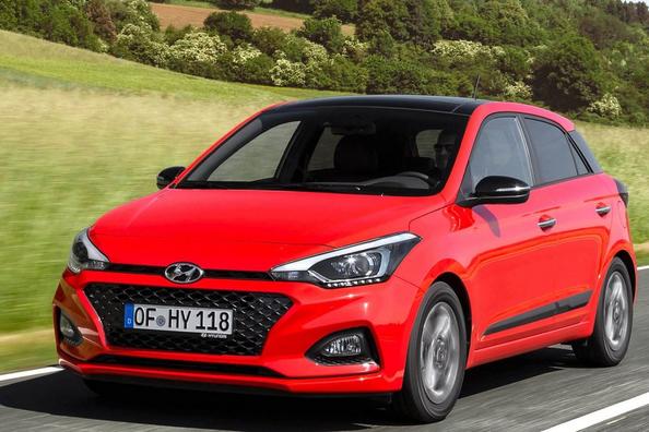 Обновленный пятидверный хэтчбек Hyundai i20 (второй обзор) фото 2