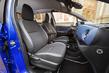 Обзор гибридной модификации хэтчбека Toyota Yaris Hybrid фото 4