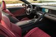 Обзор спортивного купе Lexus LC 500 фото 10
