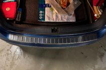 Volkswagen Tiguan 2016-2023 гг. Накладка на задний бампер нержавейка (Carmos) фото 7