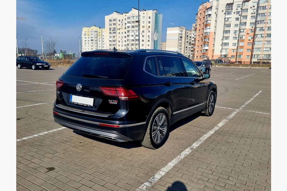 Volkswagen Tiguan 2016-2023 гг. Накладка на задний бампер нержавейка (Carmos) Фото 3