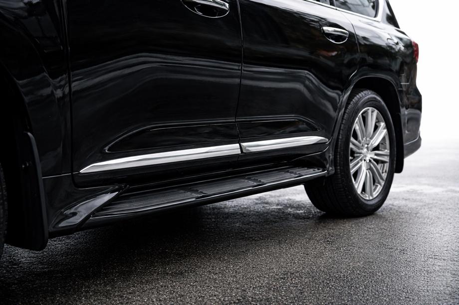 Lexus LX570/450d 2008-2022 гг. Молдинги на двери (Дизайн 2016+) Фото 5