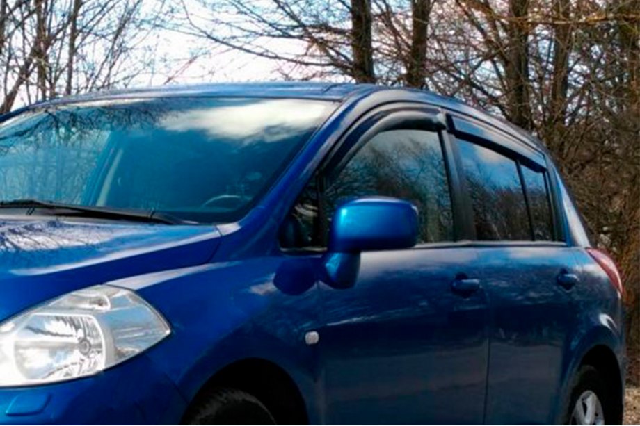 Nissan Tiida 2004-2011 гг. Ветровики HB (4 шт, HIC) Фото 6