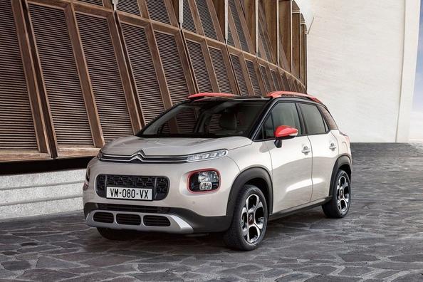 Обзор компактного кроссовера Citroen C3 Aircross
