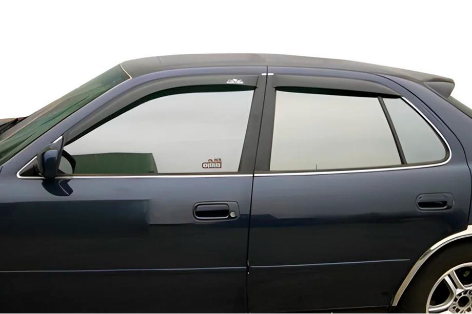 Toyota Camry 1997-2002 гг. Ветровики на окна (4 шт, HIC) Фото 1