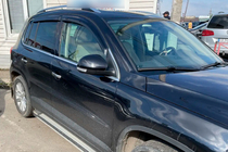 Volkswagen Tiguan 2007-2016 гг. Ветровики на окна (4 шт, HIC) фото 4