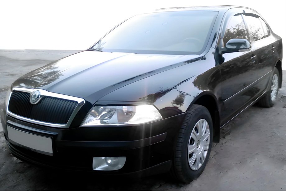 Skoda Octavia II A5 2010-2013 гг. Ветровики Liftback (4 шт, HIC) Image