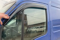 Nissan Interstar 2002-2010 гг. Ветровики на окна (2 шт, HIC) фото 6