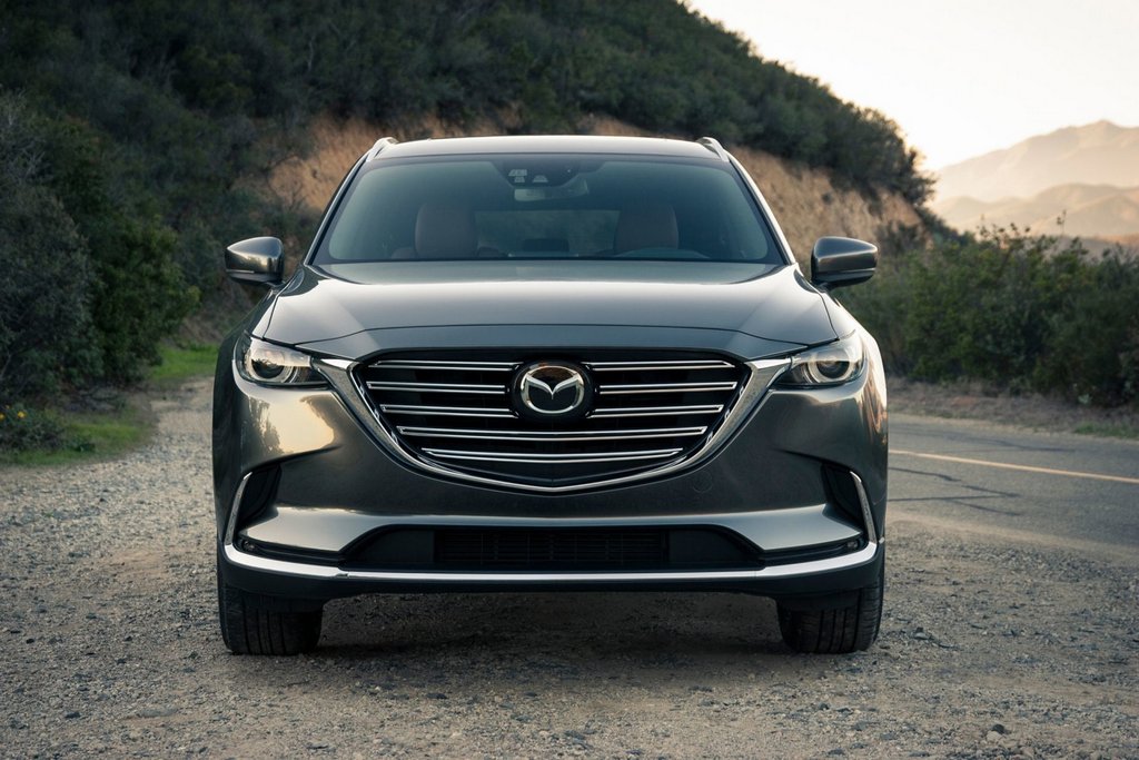 Второе поколение полноразмерного кроссовера Mazda CX-9