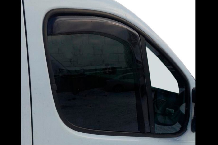Nissan Primastar 2002-2014 гг. Ветровики вставные (2 шт, HIC) Фото 6
