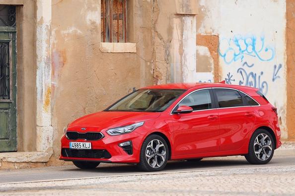Обзор третьего поколения хэтчбека Kia Ceed