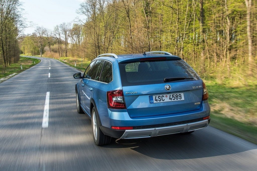 Внедорожная модификация универсала Skoda Octavia Scout