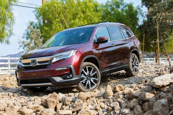 Обзор обновленного кроссовера Honda Pilot