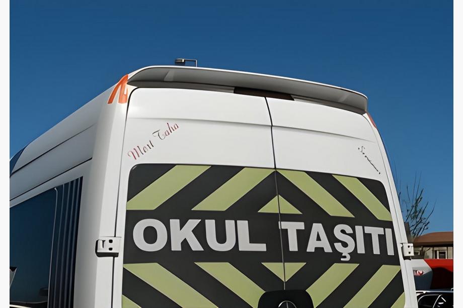 Volkswagen Crafter 2006-2016 гг. Спойлер Anatomik (узкая модель, грунтованный под покраску) Фото 2