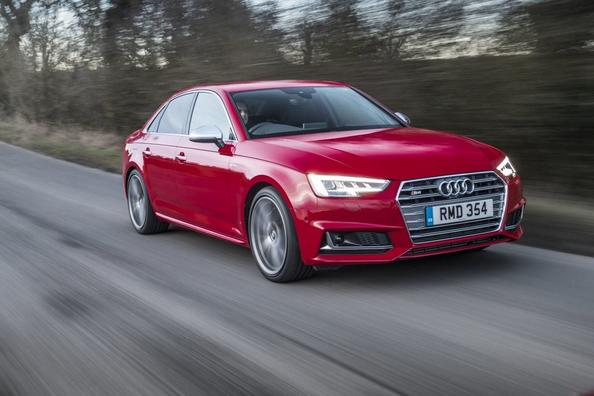 Обзор спортивного седана Audi S4