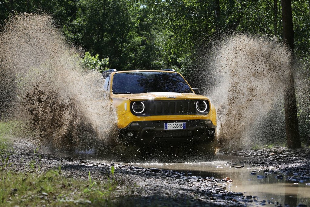 Обновленный кроссовер Jeep Renegade