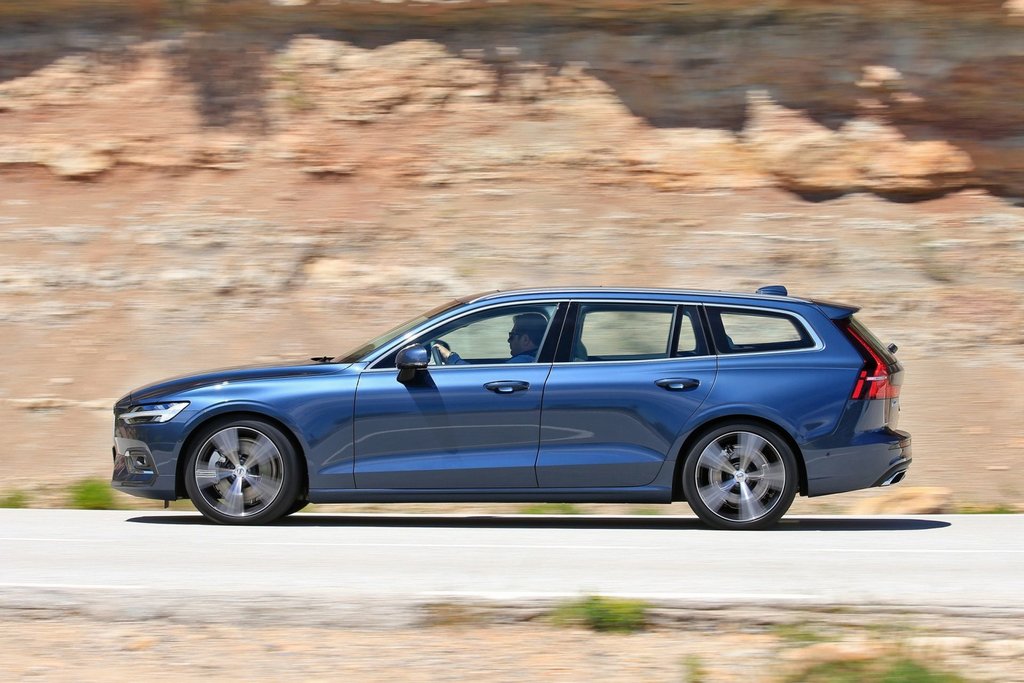 Обзор премиального универсала Volvo V60