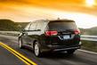 Полноразмерный семиместный минивэн Chrysler Pacifica фото 11